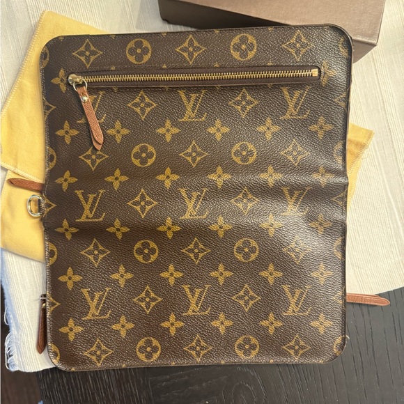 Louis Vuitton XL large wallet/clutch - Picture 8 of 10